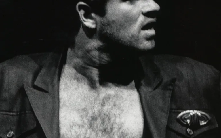 Greek Throwback – George Michael: Η Μουσική Κληρονομιά ενός Αστέρα featured image
