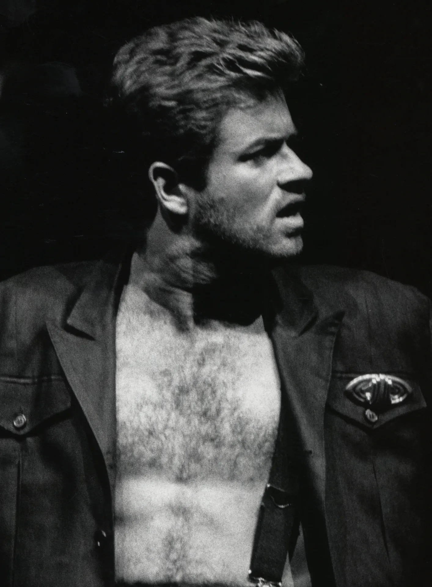 Greek Throwback – George Michael: Η Μουσική Κληρονομιά ενός Αστέρα featured image